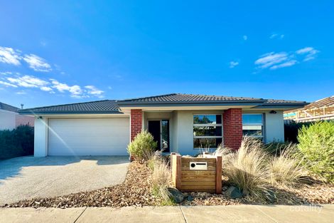 107 Bramley Ave, Charlemont, VIC 3217