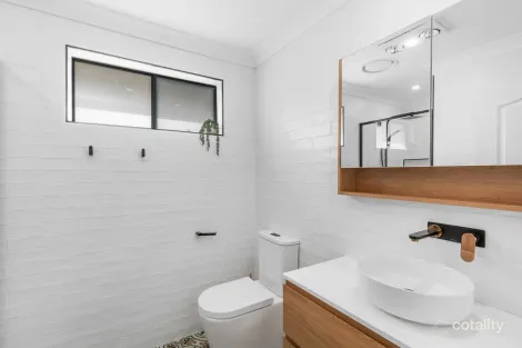 Property photo of 3 Riverpark Way Horsley NSW 2530