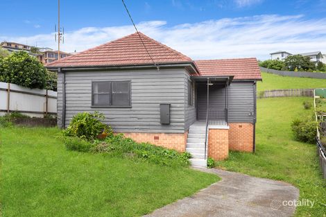 Property photo of 32 Auburn Parade Cringila NSW 2502