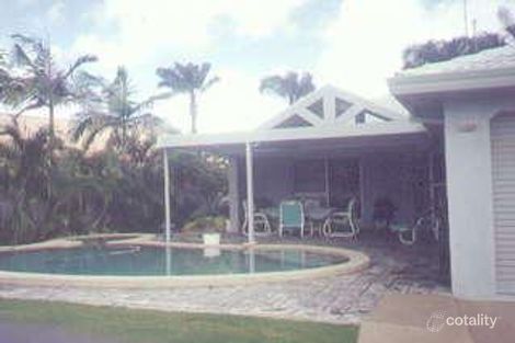 Property photo of 16 Runaway Bay Avenue Runaway Bay QLD 4216