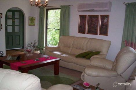 Property photo of 611-613 Junction Road Barellan Point QLD 4306