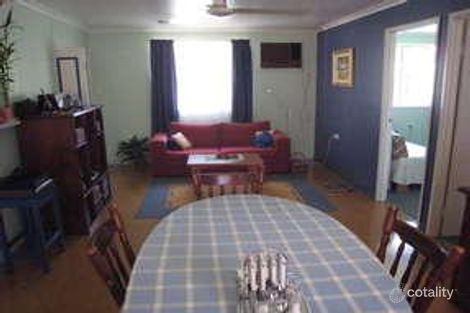 Property photo of 25 Dundas Street Emerald QLD 4720