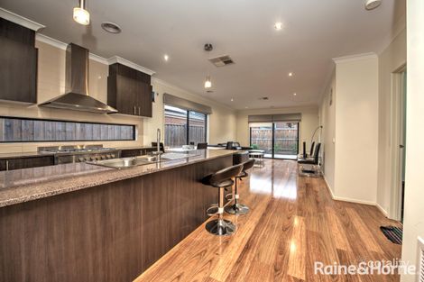 Property photo of 10 Calypso Drive Mickleham VIC 3064