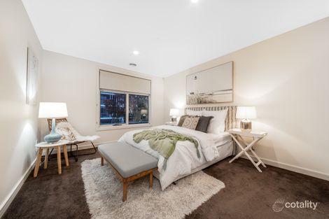 Property photo of 11 Stadium Circuit Mulgrave VIC 3170