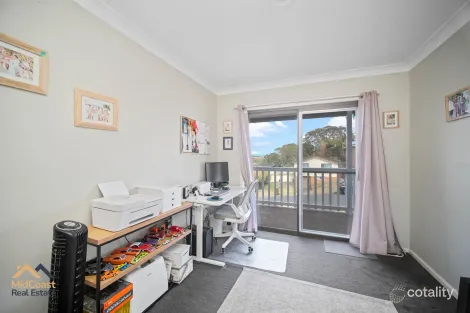 Property photo of 24 Surfview Avenue Forster NSW 2428