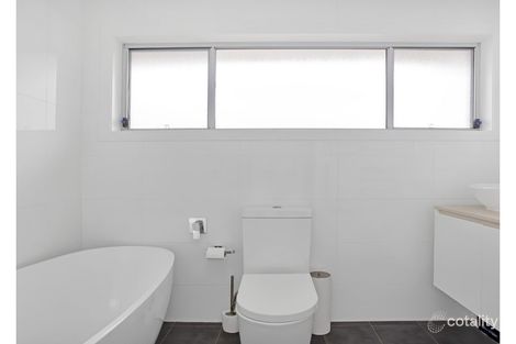Property photo of 31 Barooga Road Wamberal NSW 2260