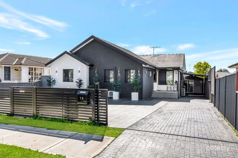 Property photo of 15 O'Neile Crescent Lurnea NSW 2170