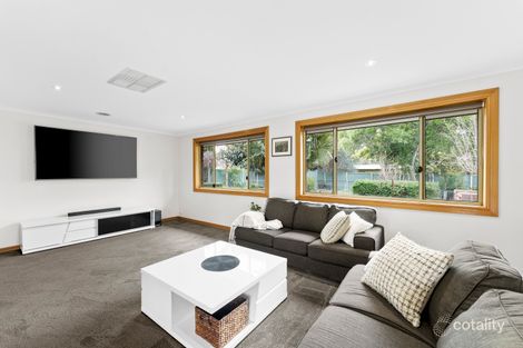 Property photo of 10 Shetland Way Sunbury VIC 3429