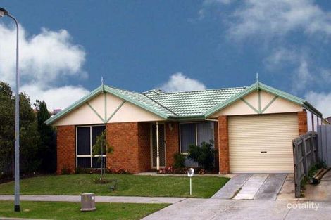 16 Rachel Dr, Cranbourne North, VIC 3977