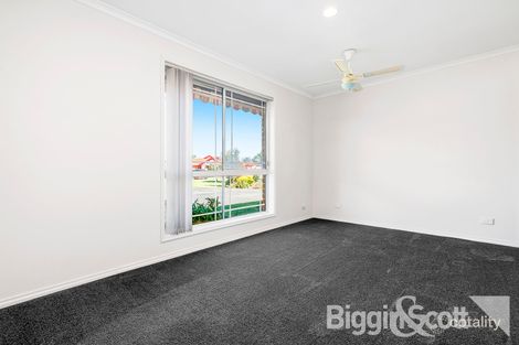 Property photo of 37/61 Hughes Avenue Edithvale VIC 3196