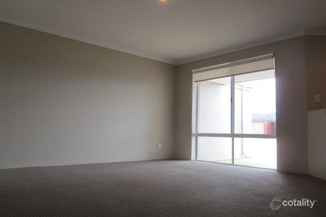 15 Higginsville Pde, Pearsall, WA 6065