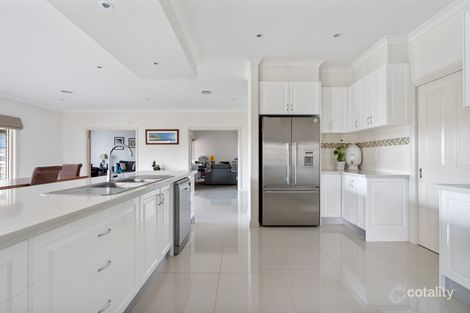 Property photo of 106 The Skyline Sunbury VIC 3429