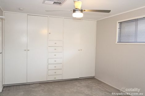 Property photo of 98 Simkin Crescent Kooringal NSW 2650