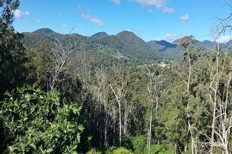 Property photo of 50 Sehmish Court Bonogin QLD 4213