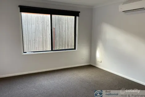 Property photo of 15 Stephanie Court Carrum Downs VIC 3201