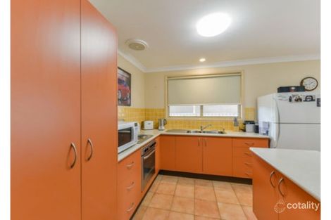 Property photo of 4 Giles Place Westdale NSW 2340