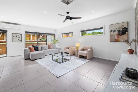 Property photo of 4 Triandra Close Caroline Springs VIC 3023