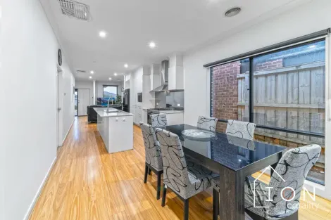 Property photo of 8 Freshman Avenue Clyde VIC 3978