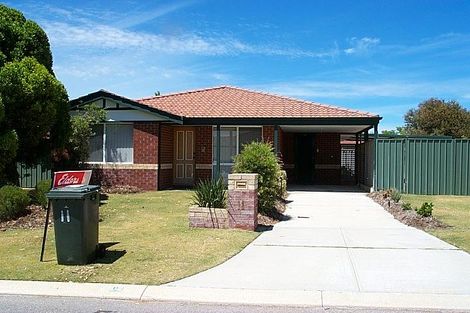 Property photo of 11 Dunlowe Loop Warnbro WA 6169
