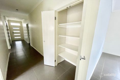 19 Botanical Dr, Caroline Springs, VIC 3023