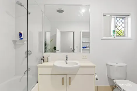 Property photo of 1/15 Duffy Street Zillmere QLD 4034