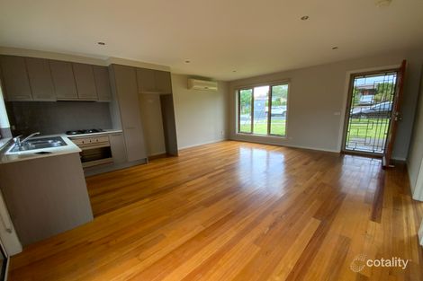 Property photo of 2/34 McComas Street Reservoir VIC 3073