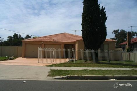 Property photo of 14 Bridges Avenue Wattle Grove NSW 2173