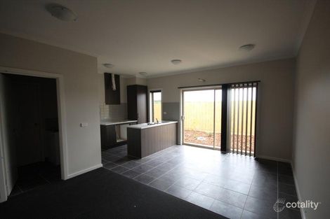 Property photo of 2A Avisha Way Narre Warren VIC 3805