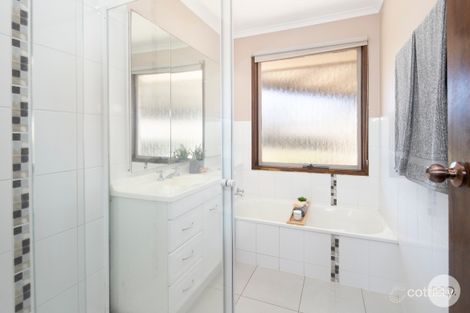 Property photo of 30 Langstaffe Drive Wendouree VIC 3355