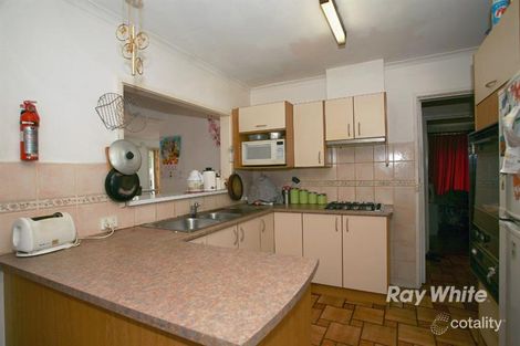Property photo of 13 Kuringgai Crescent Noble Park VIC 3174