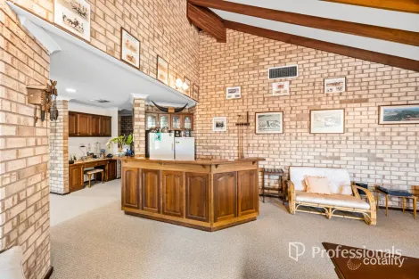 Property photo of 19 Upton Place Australind WA 6233