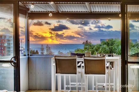 24d Southbourne St, Scarborough, WA 6019