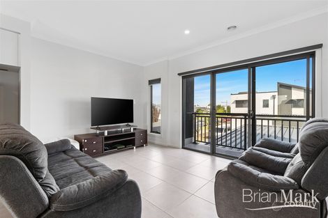 Property photo of 14A Timbarra Drive Werribee VIC 3030