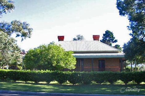 Property photo of 42 Macquarie Street Albion Park NSW 2527