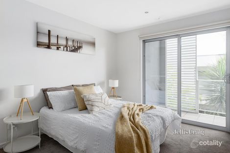 Property photo of 5 Grasstree Way Bundoora VIC 3083