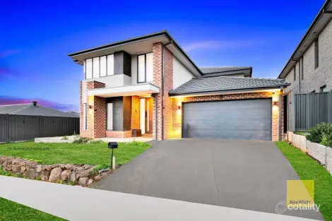12 Yucamane Dr, Truganina, VIC 3029