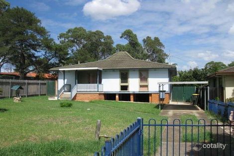 10 Gossamer Pl, Macquarie Fields, NSW 2564