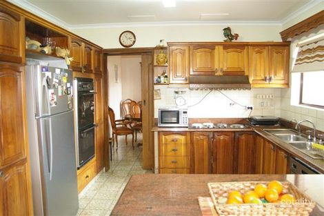 Property photo of 25 Cootha Close Bossley Park NSW 2176