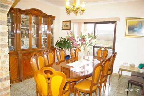 Property photo of 25 Cootha Close Bossley Park NSW 2176