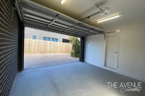 Property photo of 5/12 Leon Avenue Rosebud VIC 3939