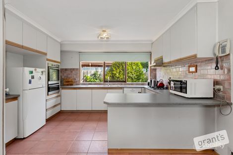 Property photo of 1 Monterey Court Narre Warren VIC 3805
