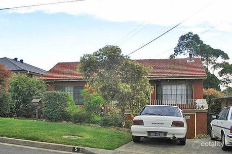 5 Johnston Ave, Kirrawee, NSW 2232