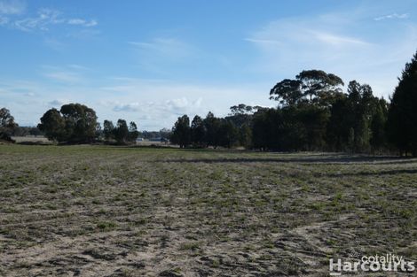 Property photo of 68 Snowball Drive Quantong VIC 3401