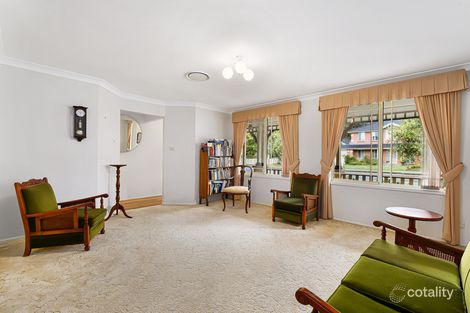 Property photo of 5 Manooka Road Point Clare NSW 2250