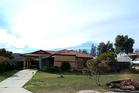 7 Waterlily Dr, Stratton, WA 6056