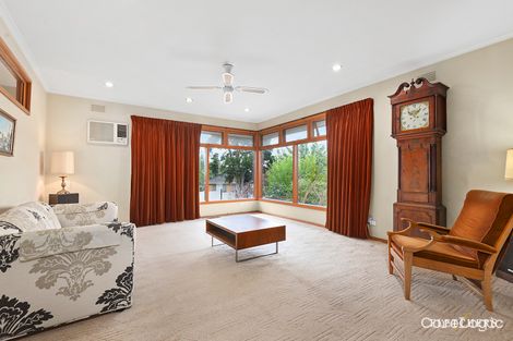 Property photo of 16 Wrendale Drive Donvale VIC 3111