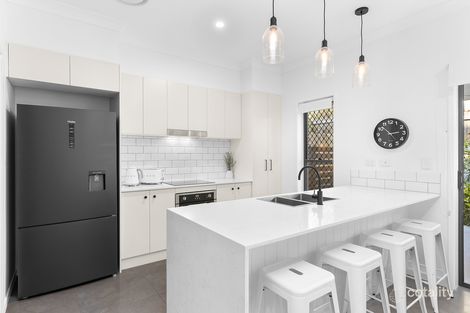 Property photo of 2/70 Freeman Road Durack QLD 4077