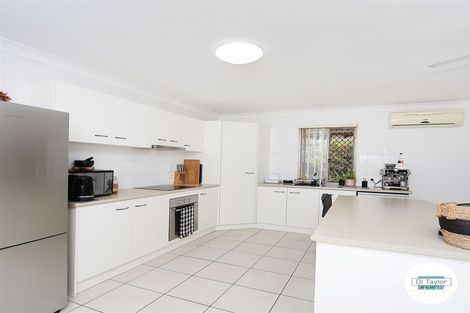 Property photo of 52 Pepper Tree Drive Holmview QLD 4207