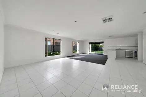 Property photo of 4 Sumac Close Point Cook VIC 3030
