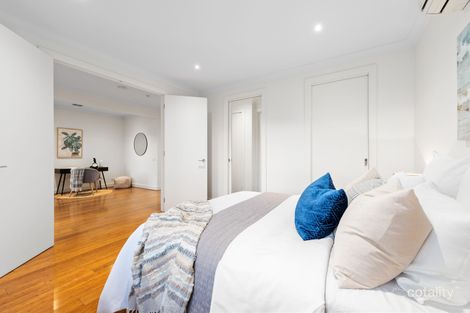 Property photo of 9 Orrington Drive Keysborough VIC 3173